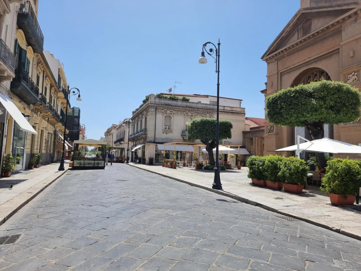 Loft Magna Grecia Reggio Calabria Centro Storico A 3 Minuti A Piedi Dal Mare Lejlighed Eksteriør billede