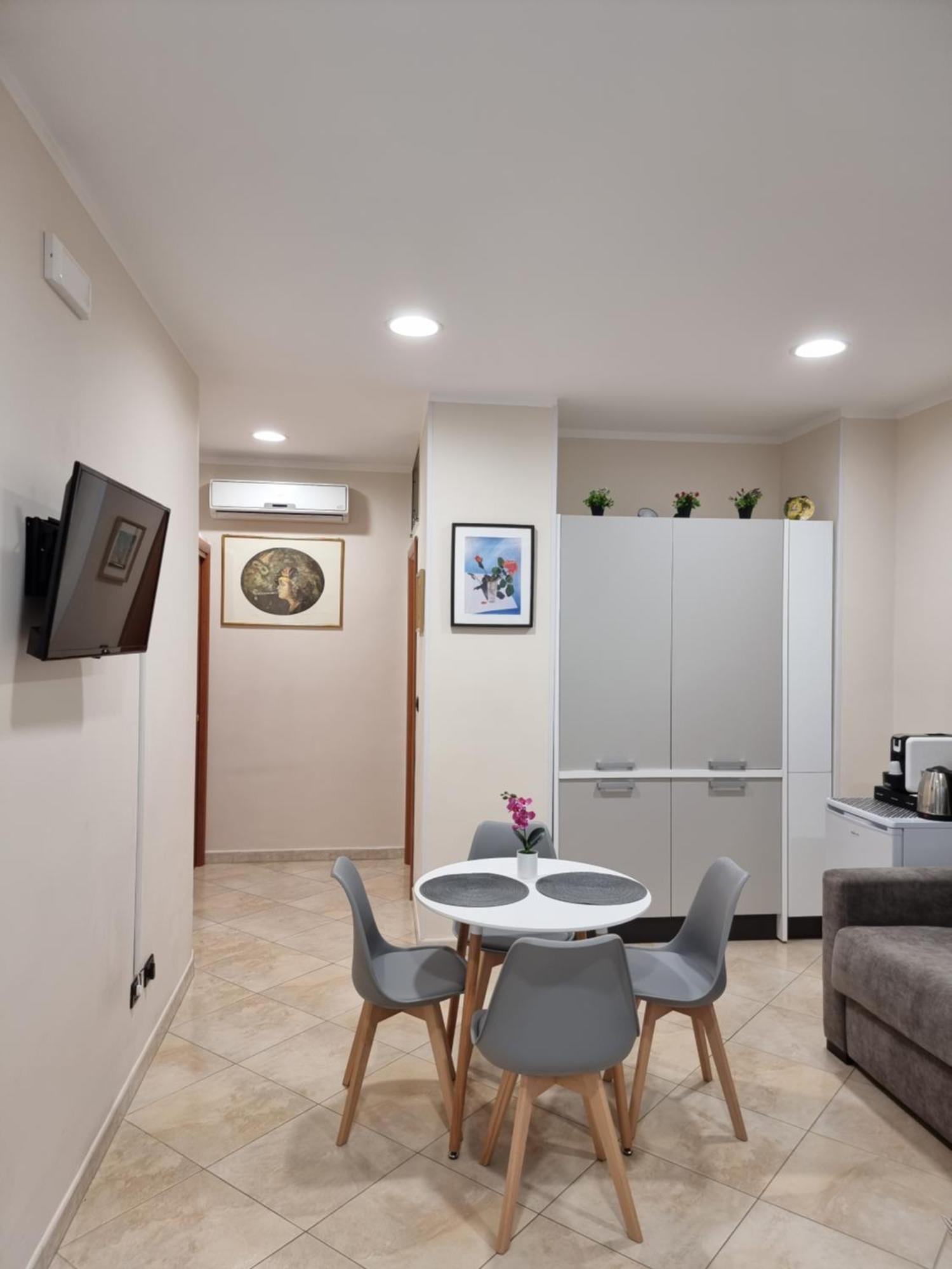 Loft Magna Grecia Reggio Calabria Centro Storico A 3 Minuti A Piedi Dal Mare Lejlighed Eksteriør billede